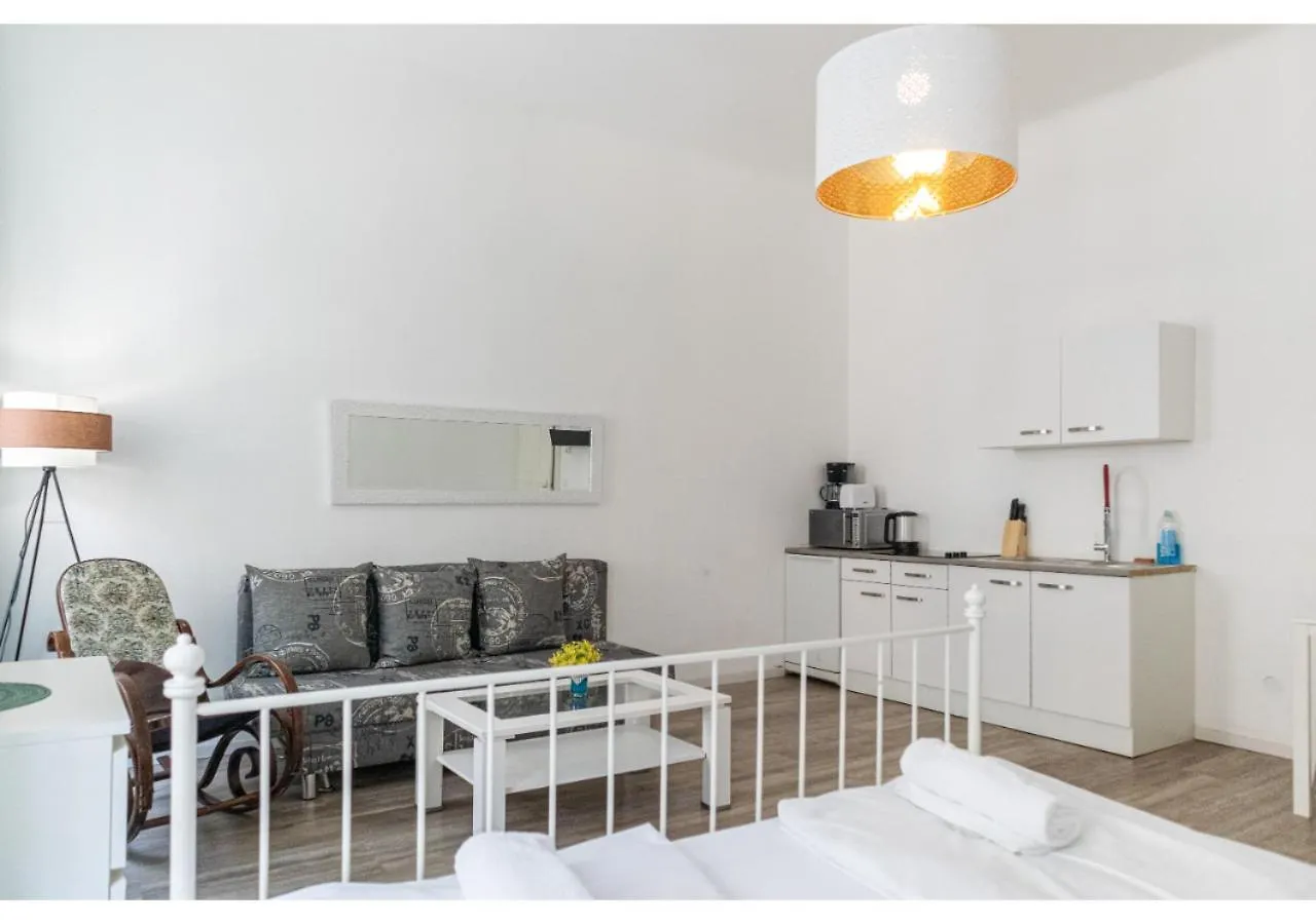 4 Stylish Apartments Suitable For Long Stays 비엔나