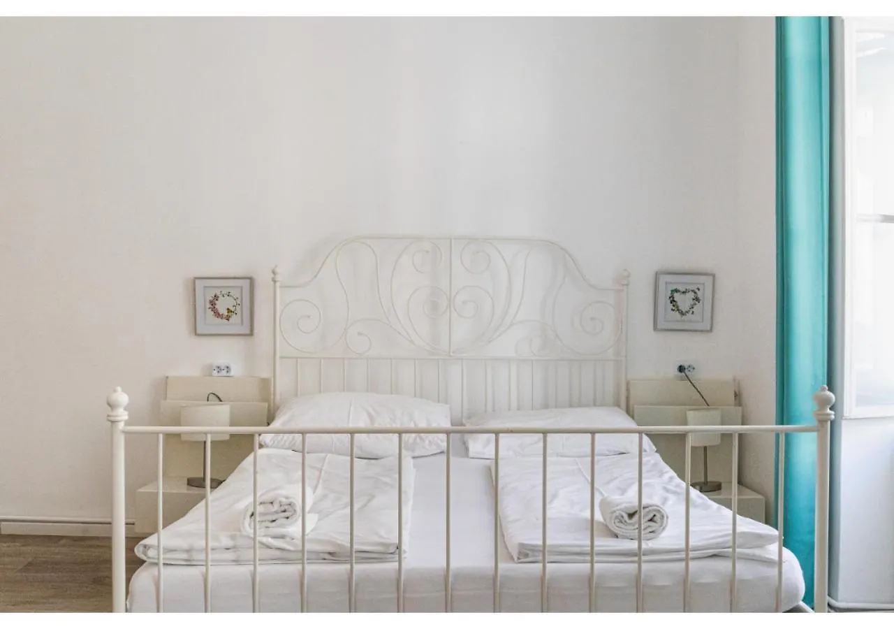 4 Stylish Apartments Suitable For Long Stays Vienna Austria