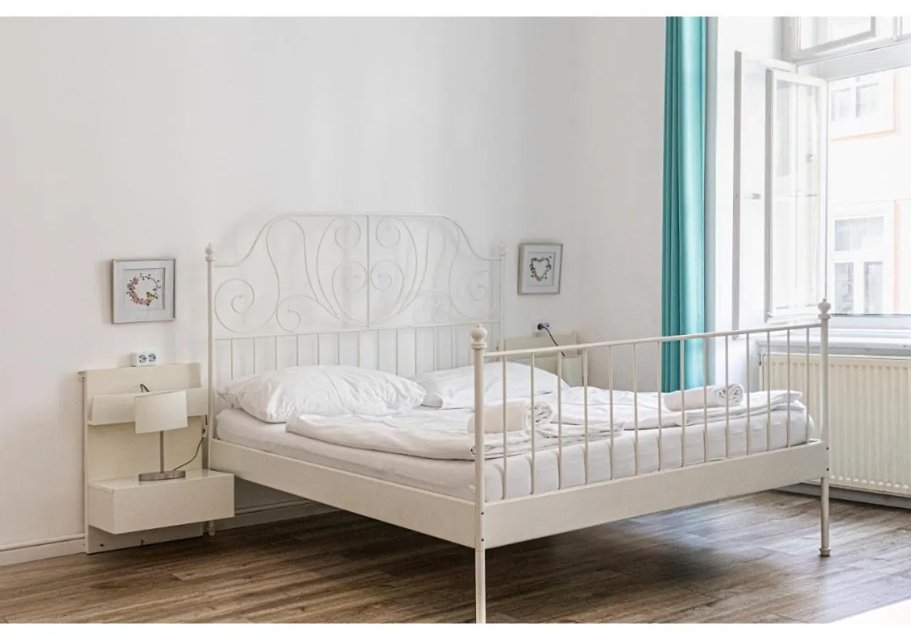 4 Stylish Apartments Suitable For Long Stays Βιέννη