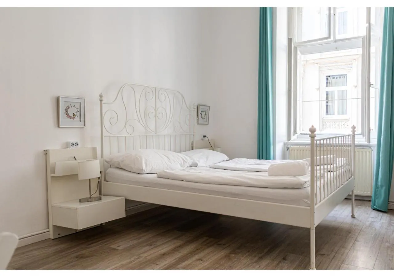 4 Stylish Apartments Suitable For Long Stays Vienna